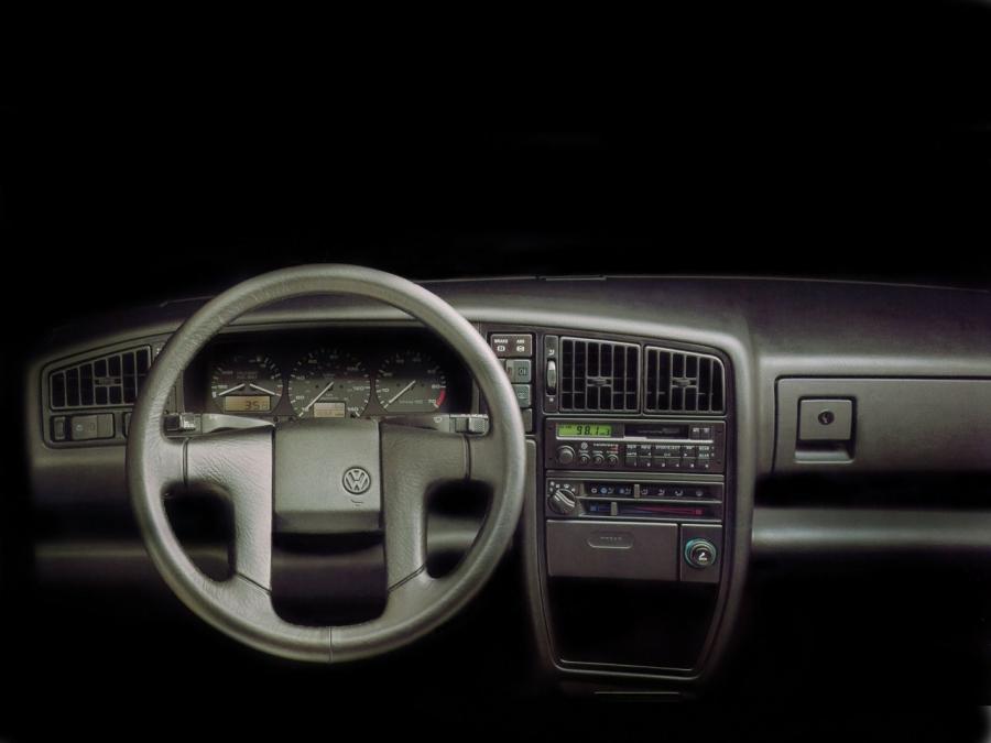  Volkswagen Corrado G60 1988 года  (US) (фото 6 из 8)